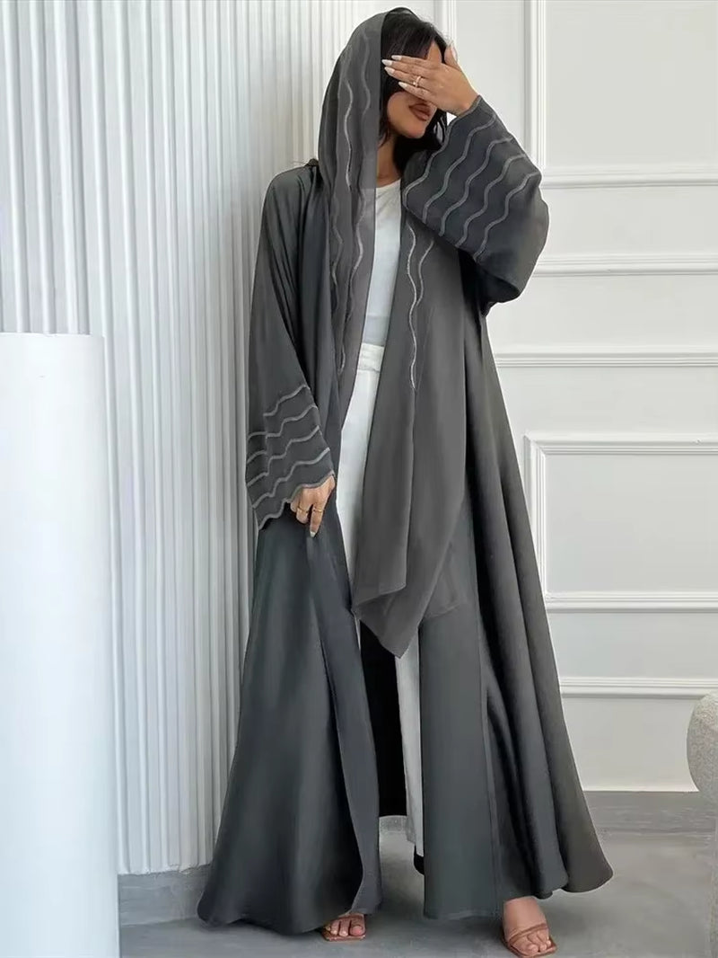 Women's Gray and Black Dubai Khimar Abaya Set - Islamic Kimono Hijab Dress with Kebaya and Kaftan Djellaba Robe for Ramadan Eid