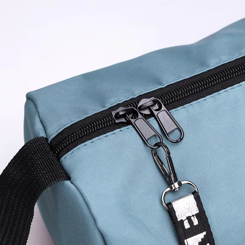 Waterproof Women's Gym Bag - Ultralight Fitness Training Duffle for Outdoor Travel and Sports Activities